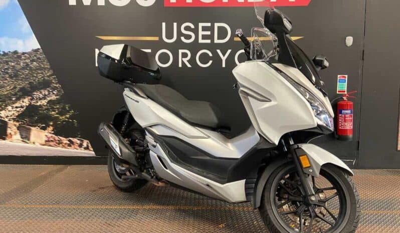 2019 Honda Forza 300 (NSS300)